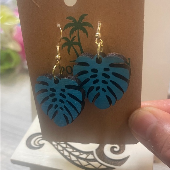 Blue Leaf Earrings - Picture 2 of 3
